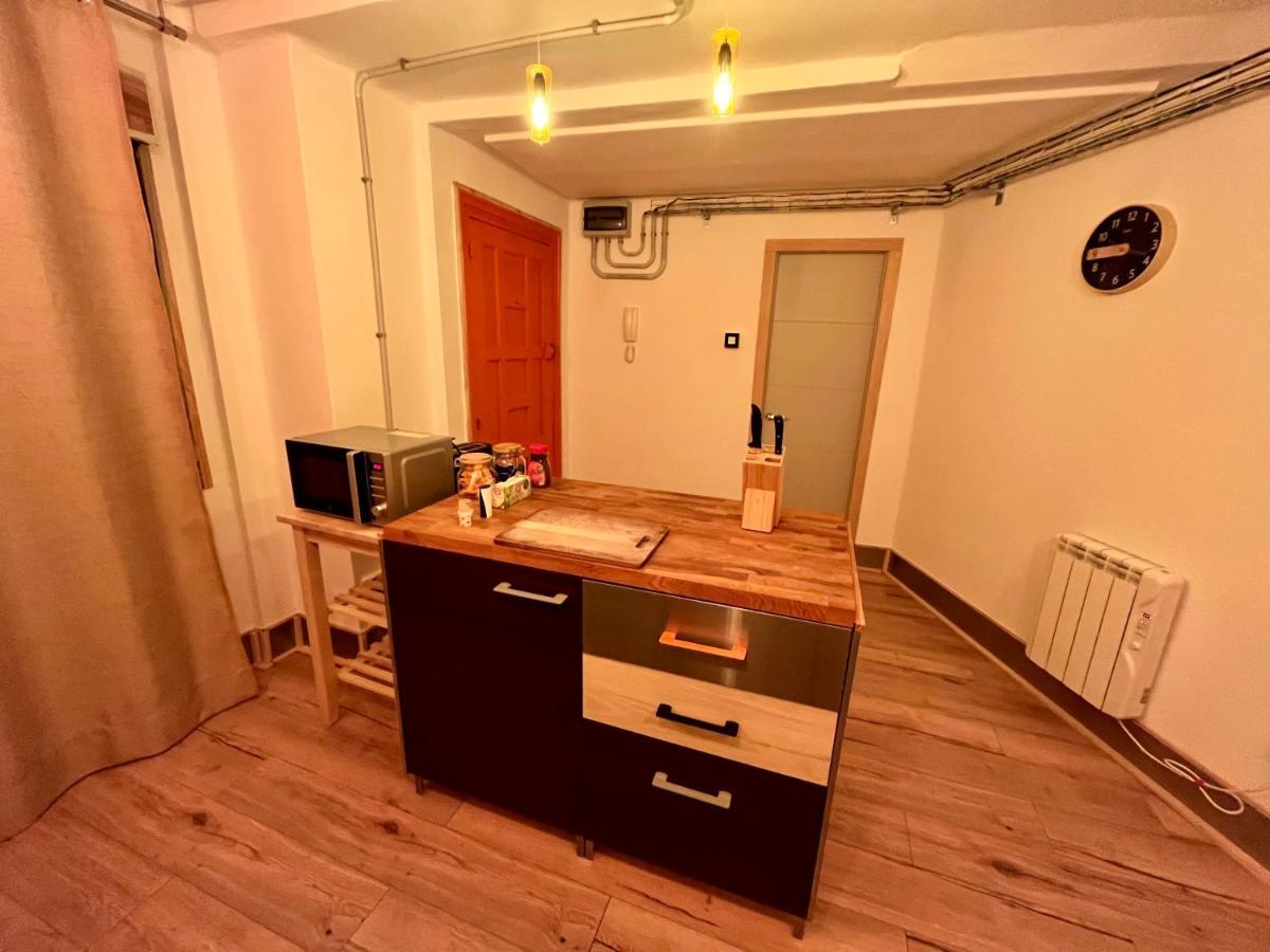 Lotila Flats Mieres Apartment Mieres  Exterior photo